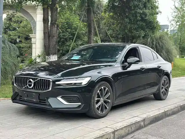 VOLVO S60 2020