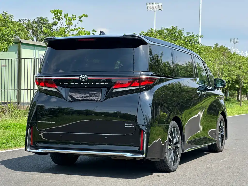 Toyota Alphard 2023 2.5L Premium