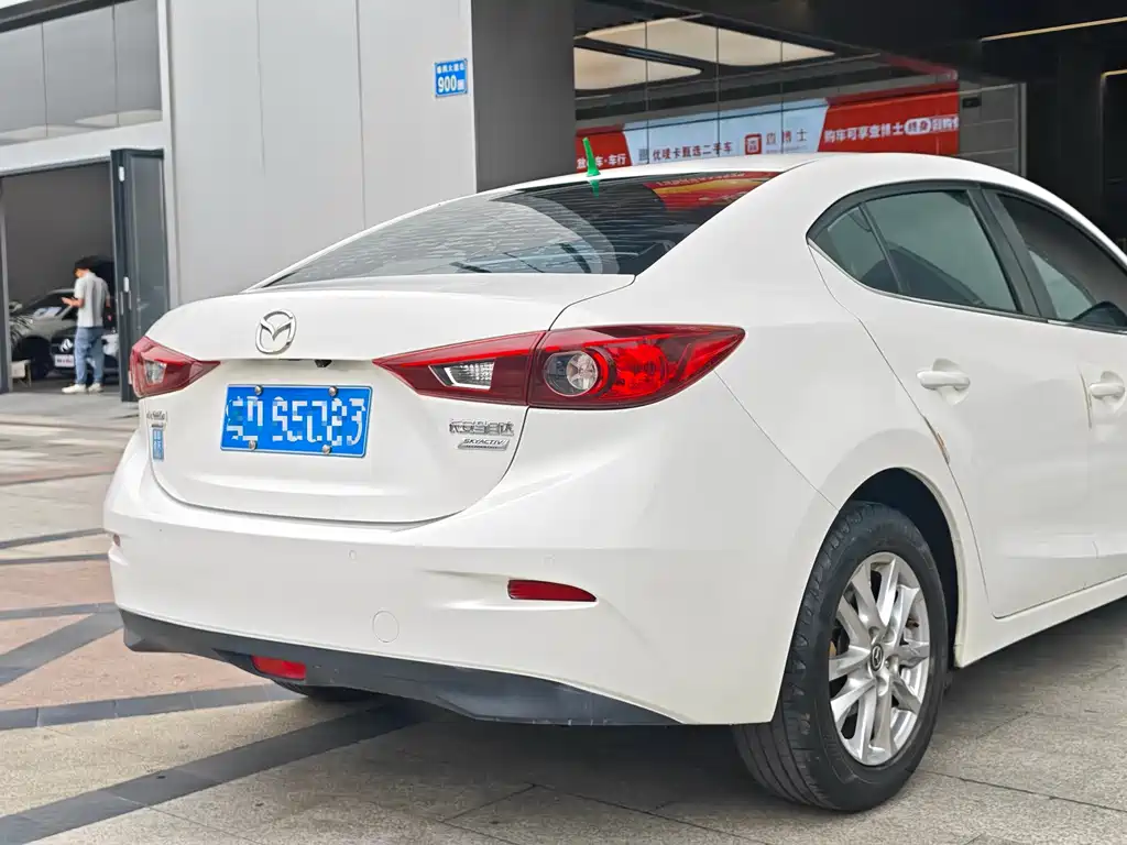MAZDA 3 ANGKESAILA