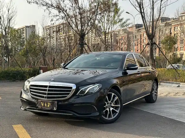 MERCEDES-BENZ E CLASS 2019