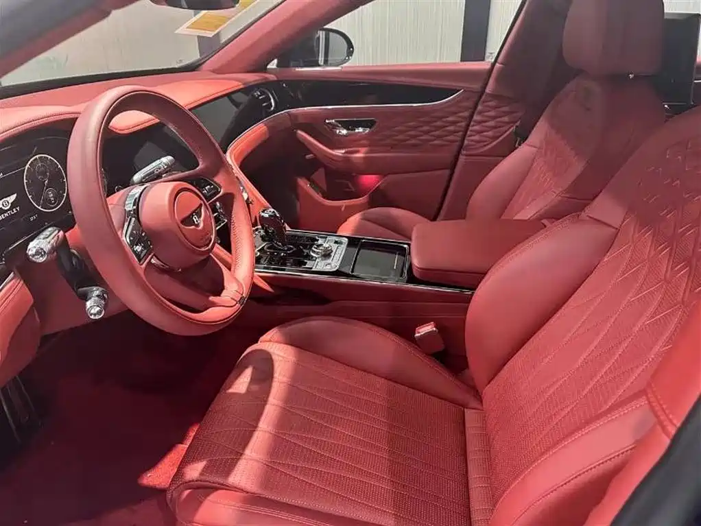 Bentley Flying Spur 2024 4.0T V8
