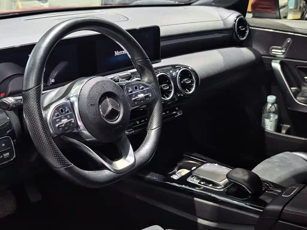 Mercedes-Benz A-Class A 2020 A 200 L Sport