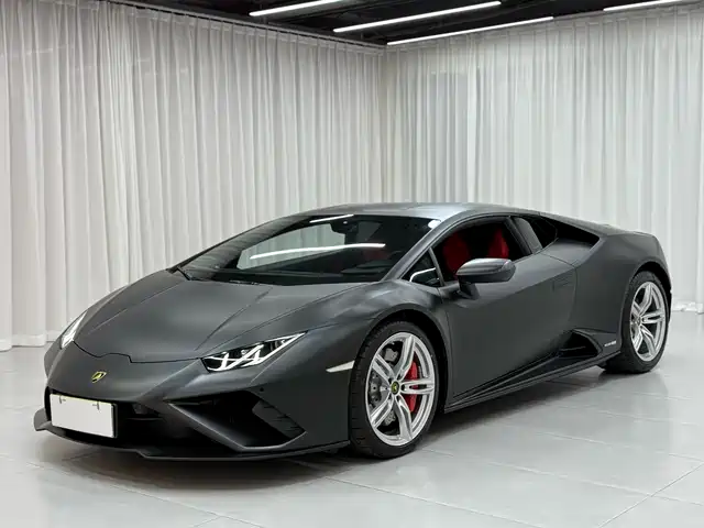 LAMBORGHINI HURACÁN