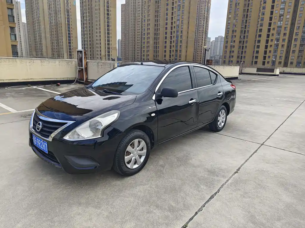 Nissan Sunny