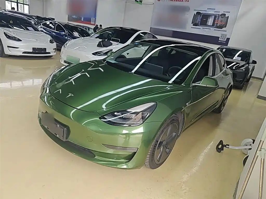 Tesla Model 3 2020