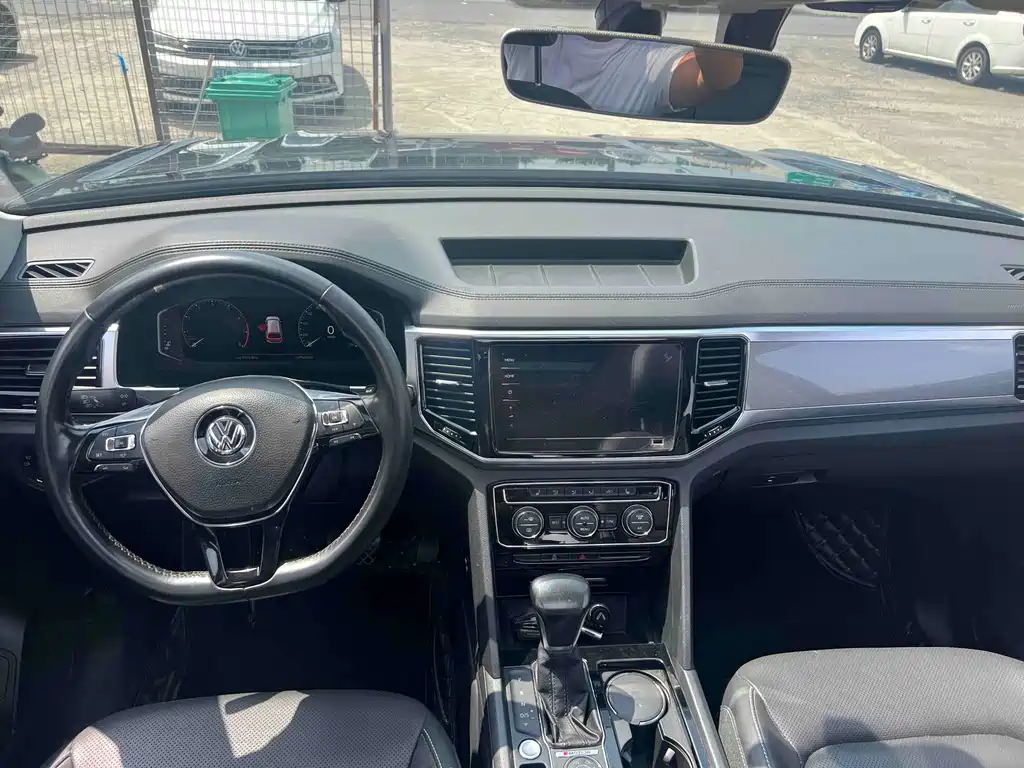 Volkswagen Teramont — миниатюра 6