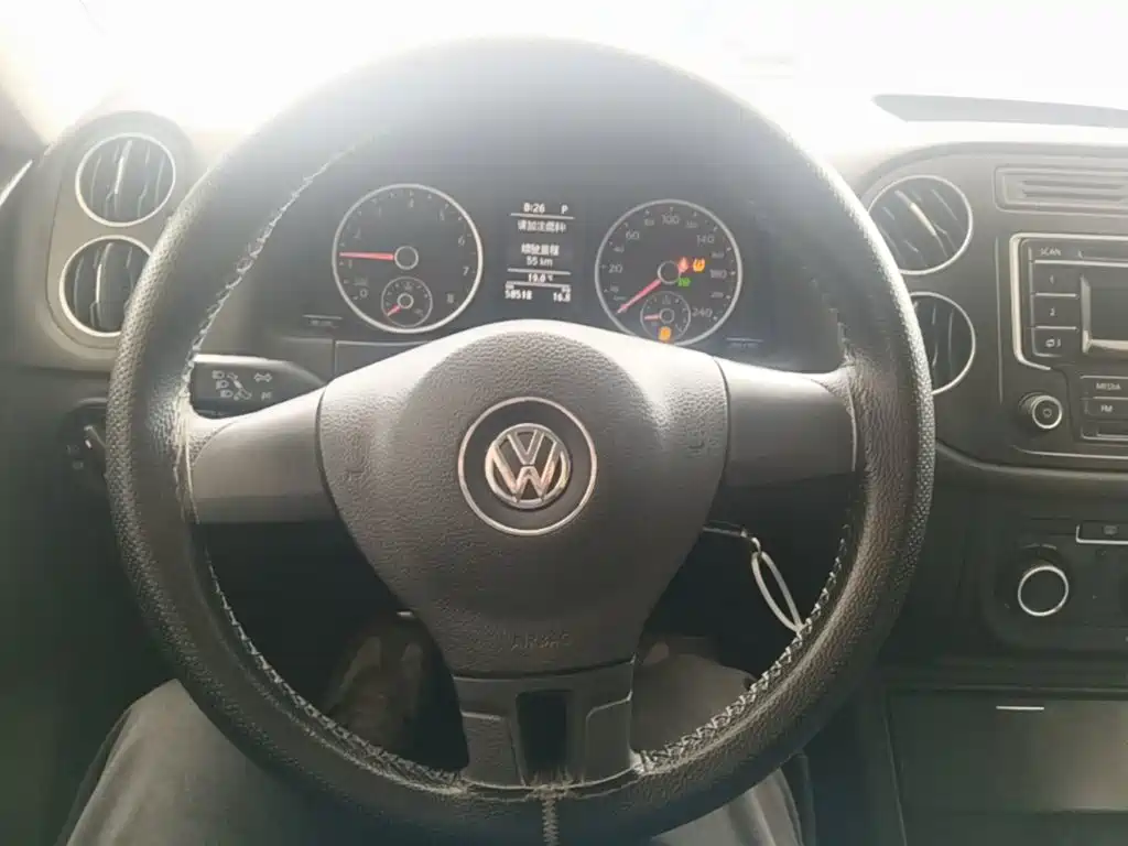 Volkswagen Tiguan — миниатюра 11