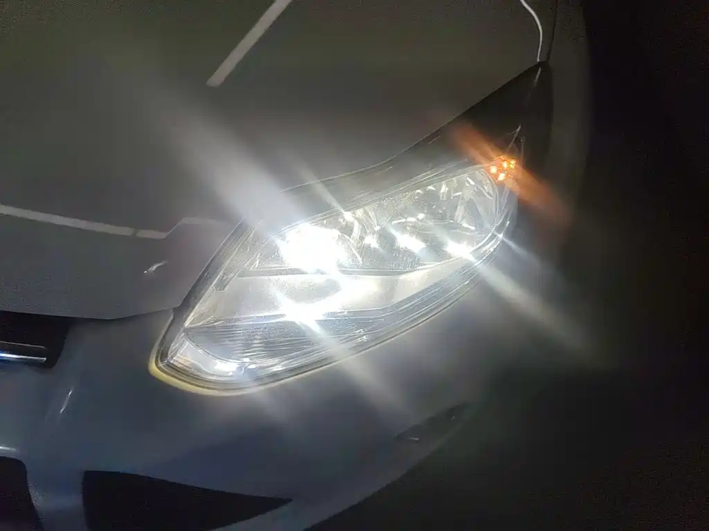 Ford Focus — миниатюра 24