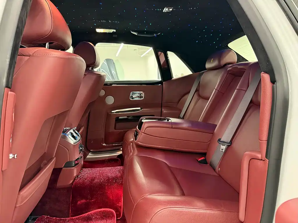 Rolls-Royce Ghost — миниатюра 7