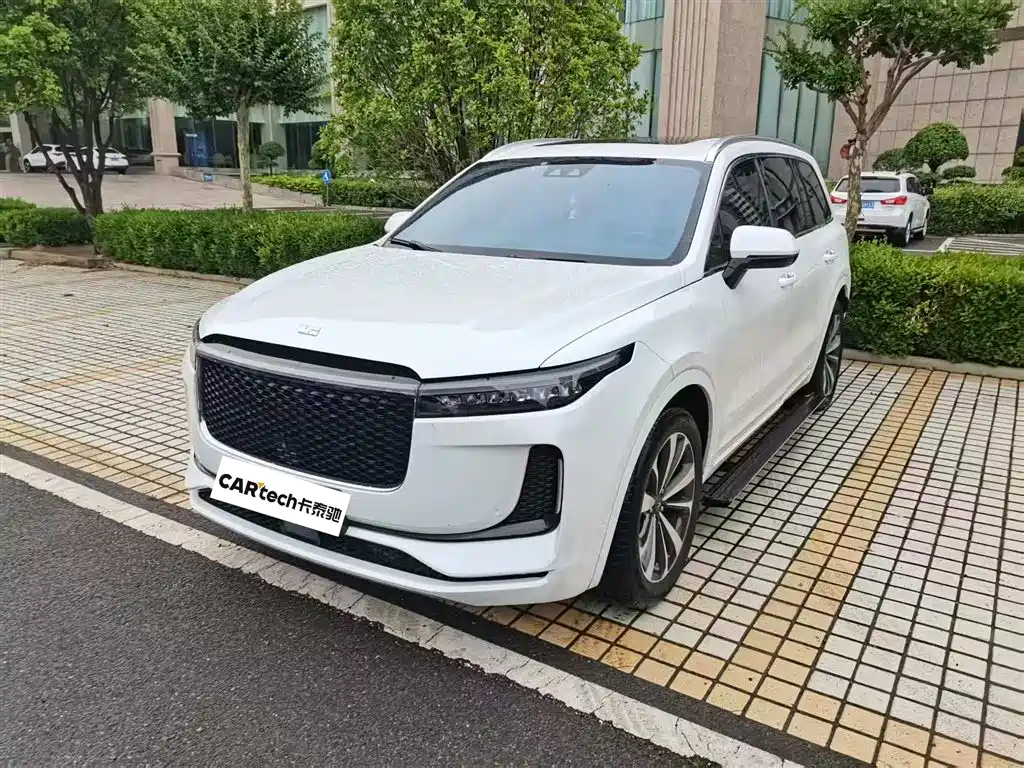 Li Auto ONE 2020 6 мест