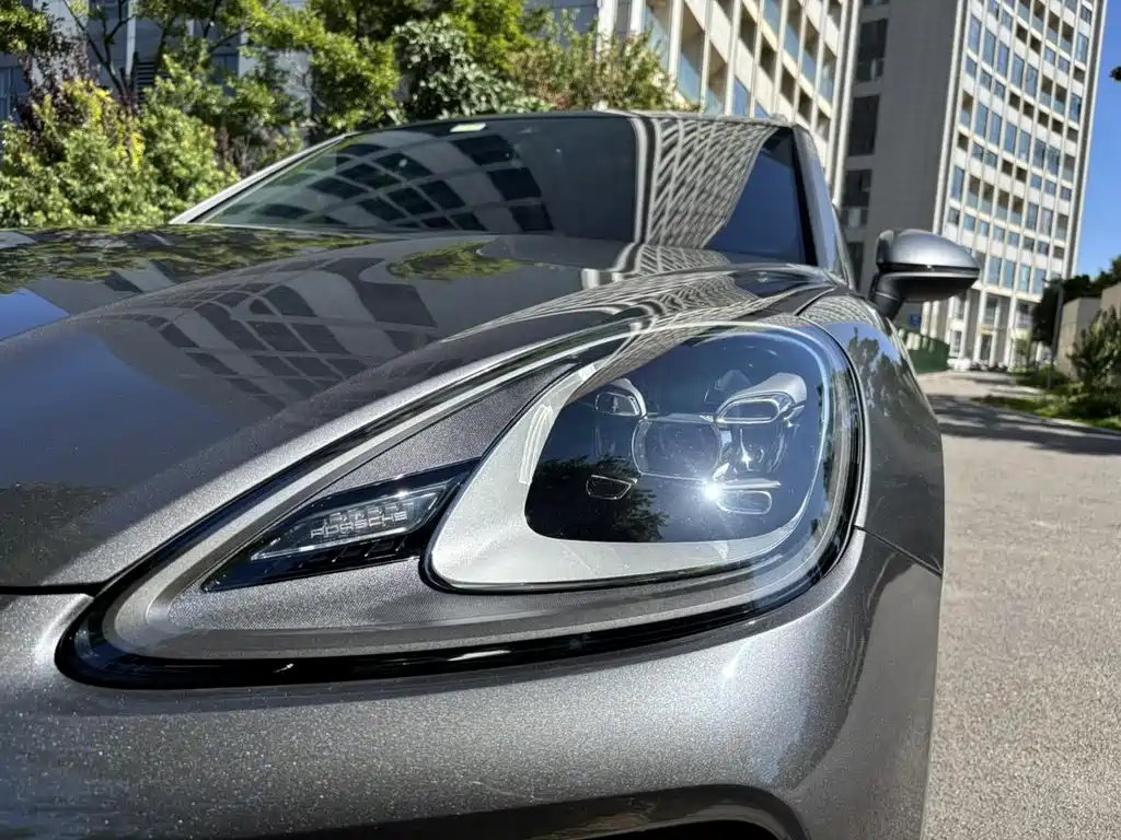 Porsche Cayenne — миниатюра 29