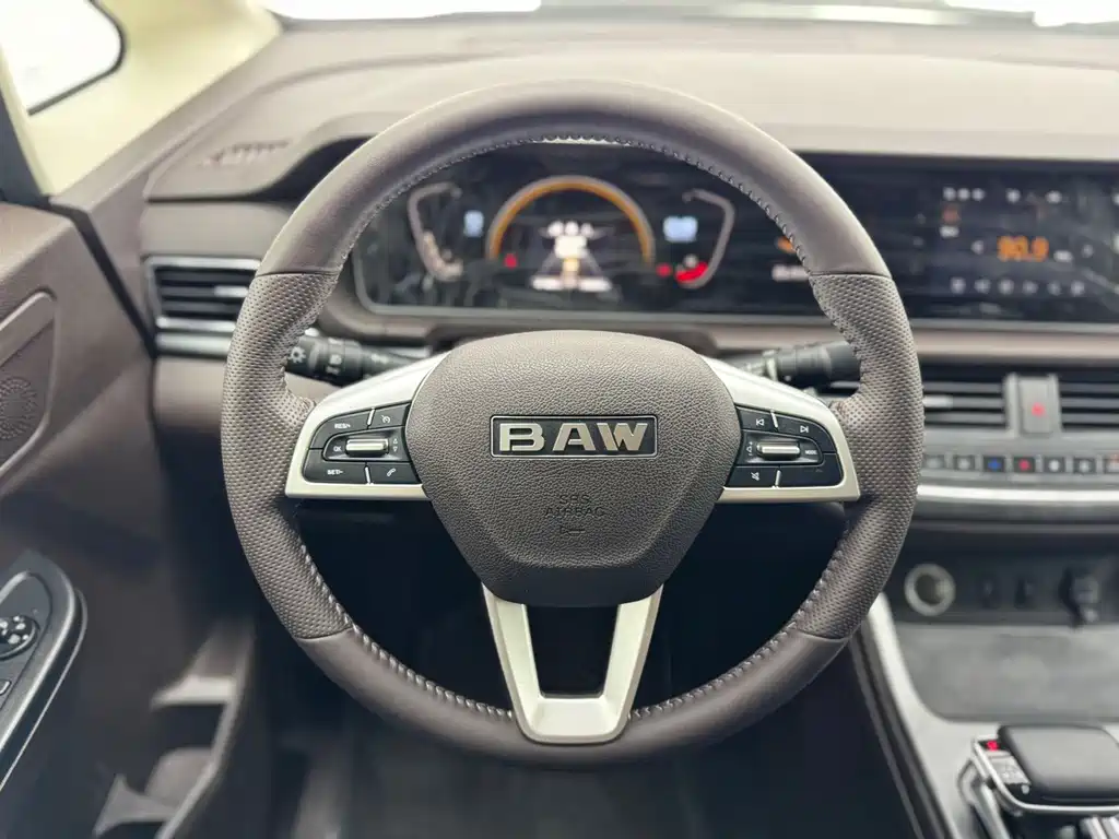 BAW Ruisheng Ace M7 — миниатюра 11