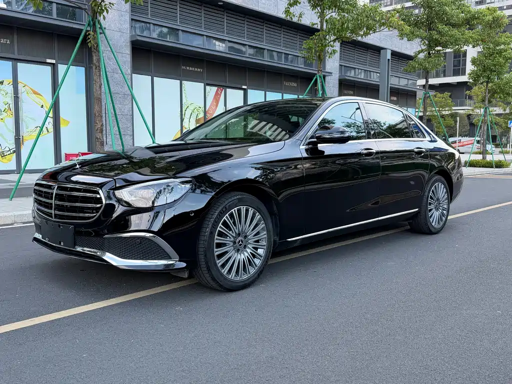 Mercedes-Benz E-Class 2021