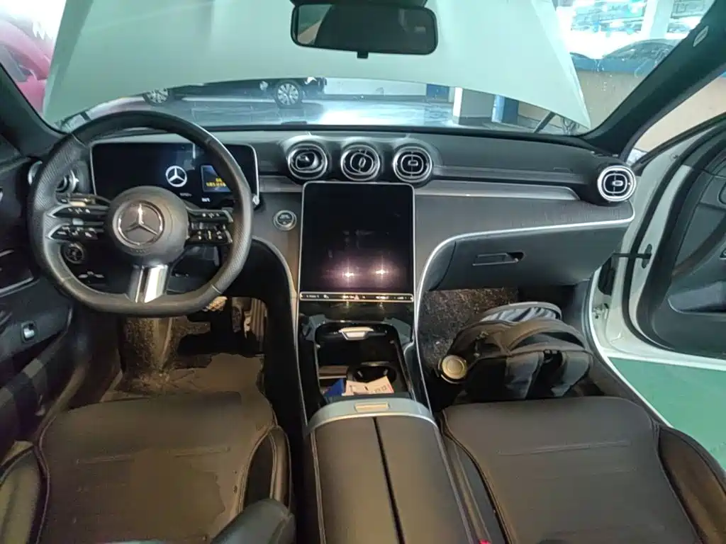 Mercedes-Benz C-Class — миниатюра 10