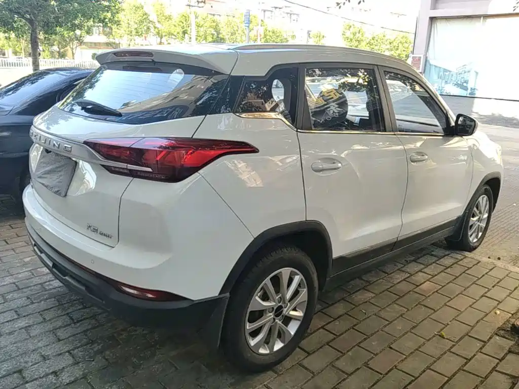 BAIC X3 — миниатюра 7