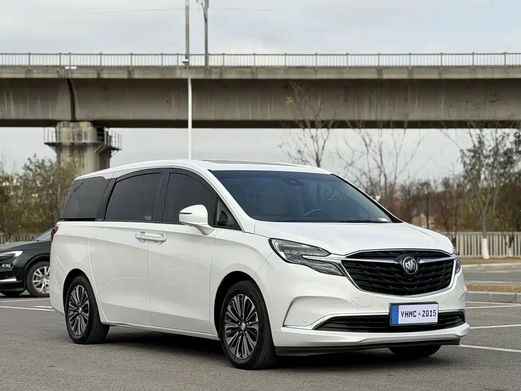 BUICK GL8