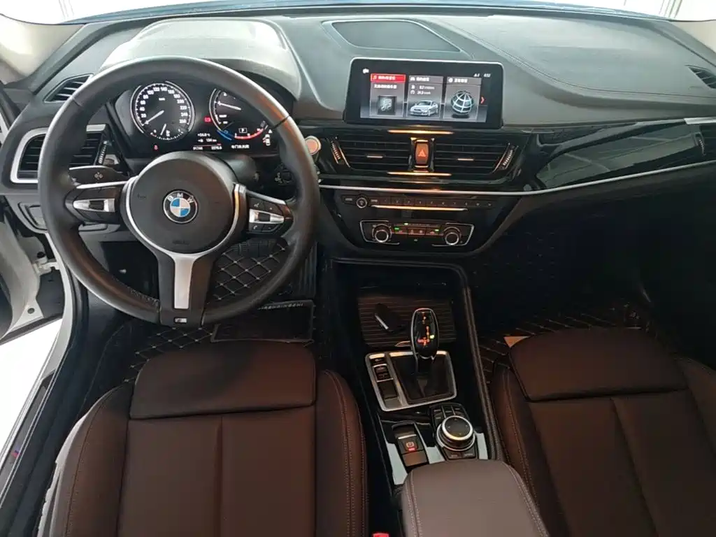 BMW 1 Series — миниатюра 10