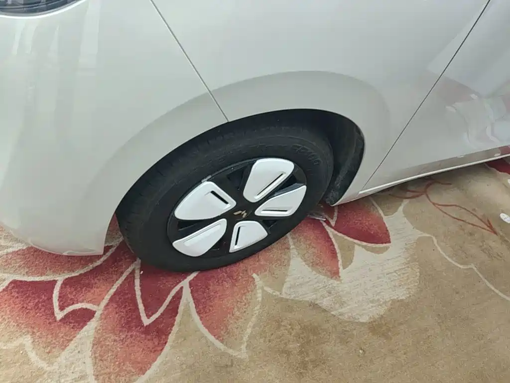 Wuling MINIEV — миниатюра 23