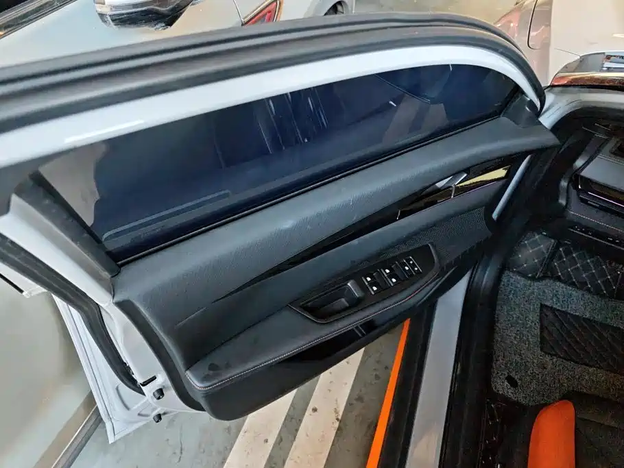 Changan UNI-V — миниатюра 7