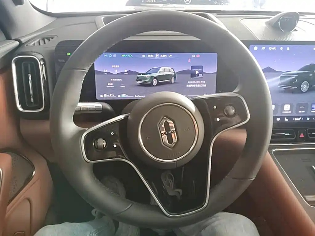 AITO AITO M8 — миниатюра 11