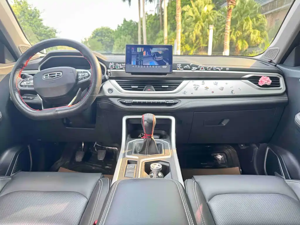 Geely Vision X6 — миниатюра 9