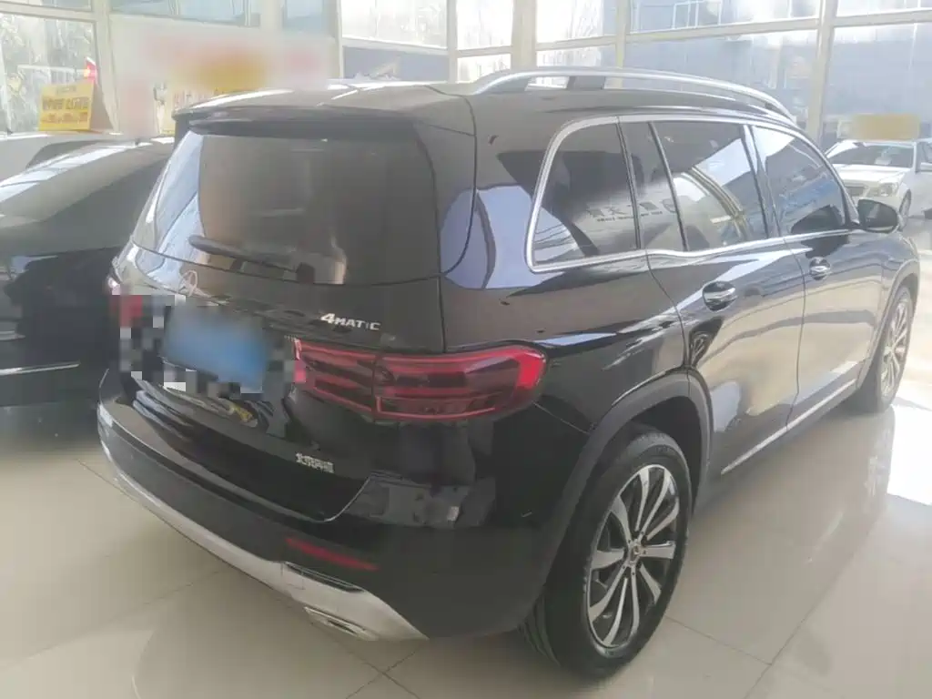 Mercedes-Benz GLB — миниатюра 7