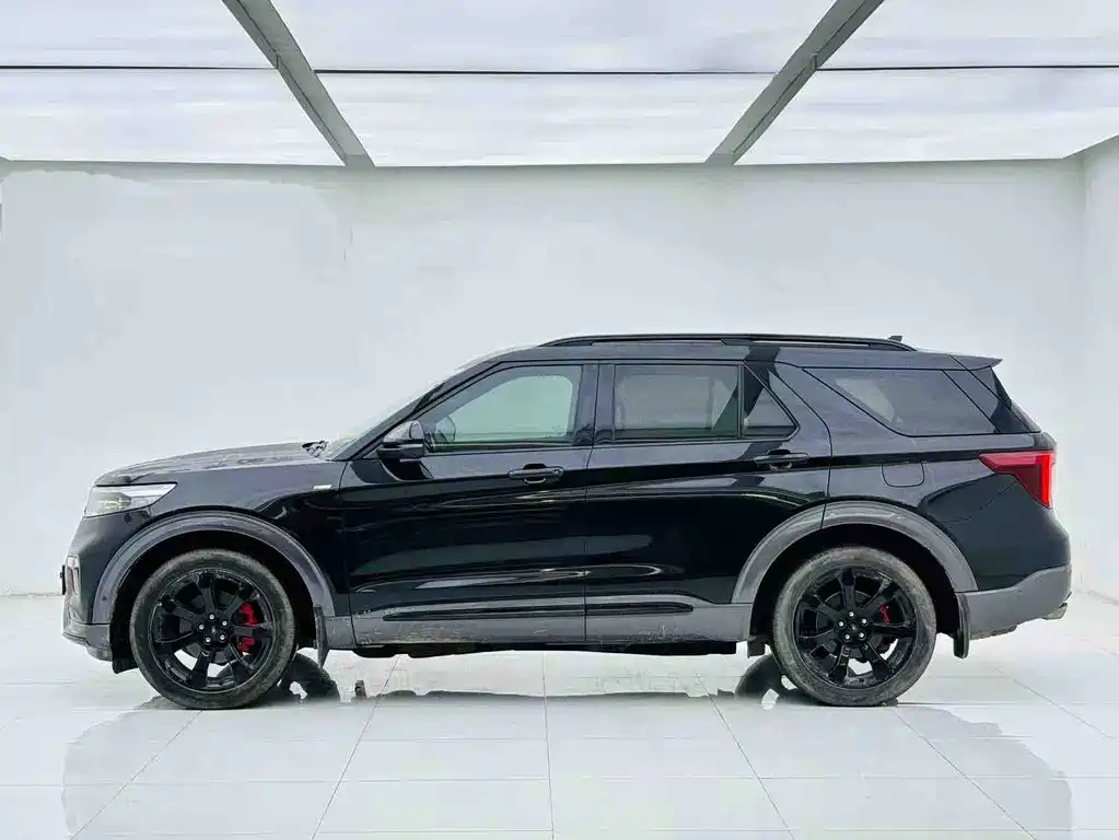 Ford Explorer — миниатюра 4