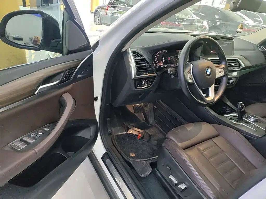 BMW X3 — миниатюра 16