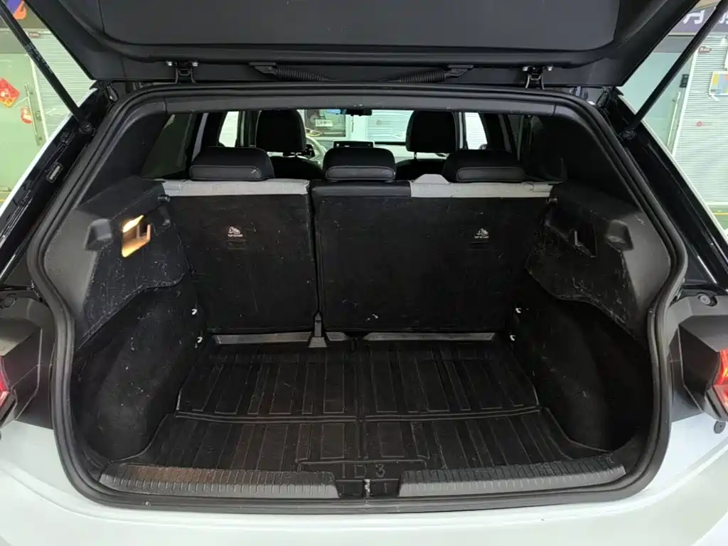Volkswagen ID.3 — миниатюра 19