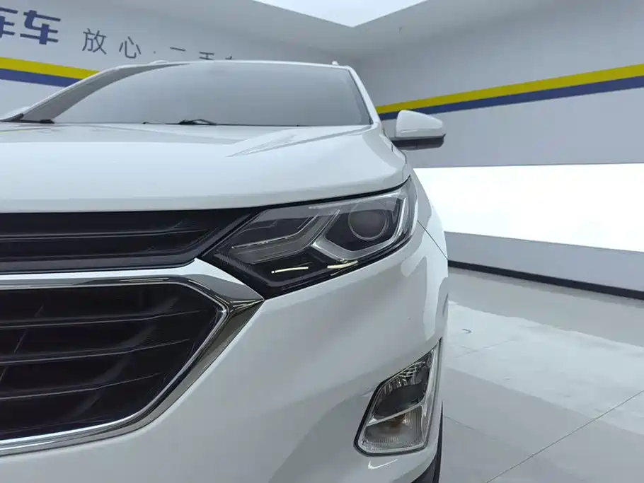 Chevrolet Equinox — миниатюра 5