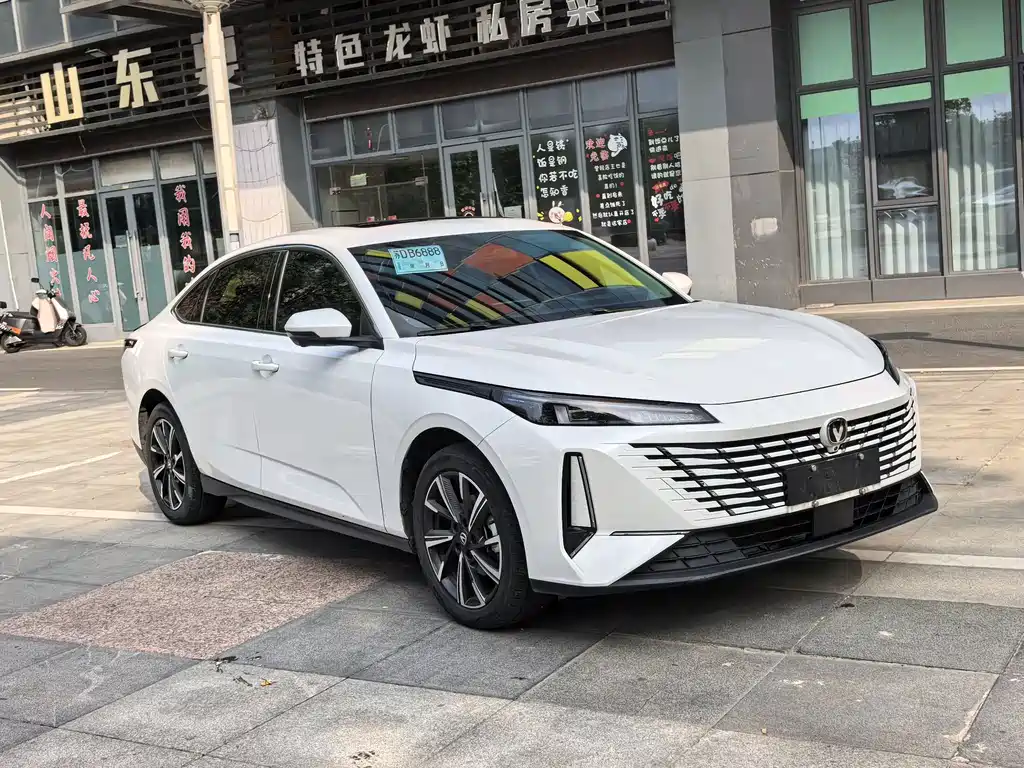 Changan Eado — миниатюра 8