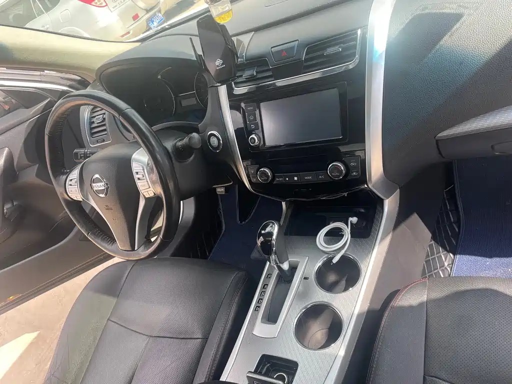 Nissan Teana — миниатюра 13