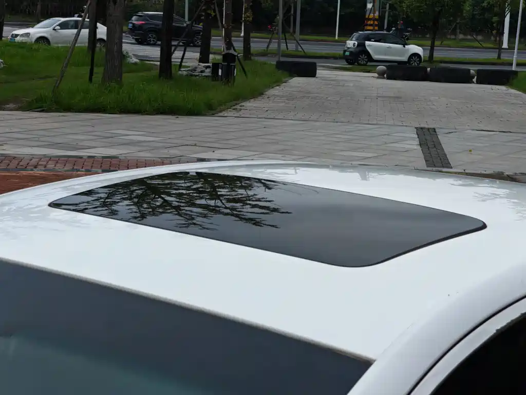 Buick Excelle — миниатюра 10
