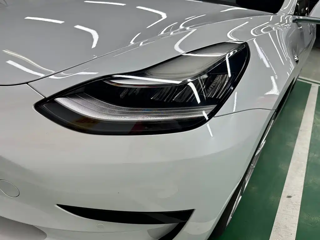 Tesla Model 3 — миниатюра 23