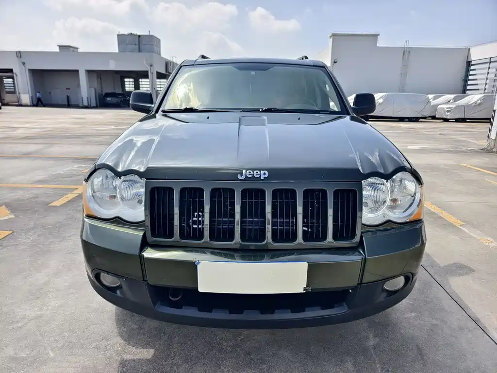 Jeep Grand Cherokee (Import) — миниатюра 2
