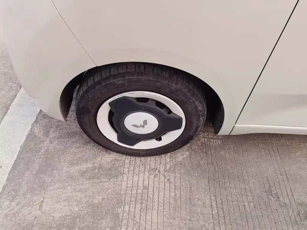 Wuling MINIEV — миниатюра 23