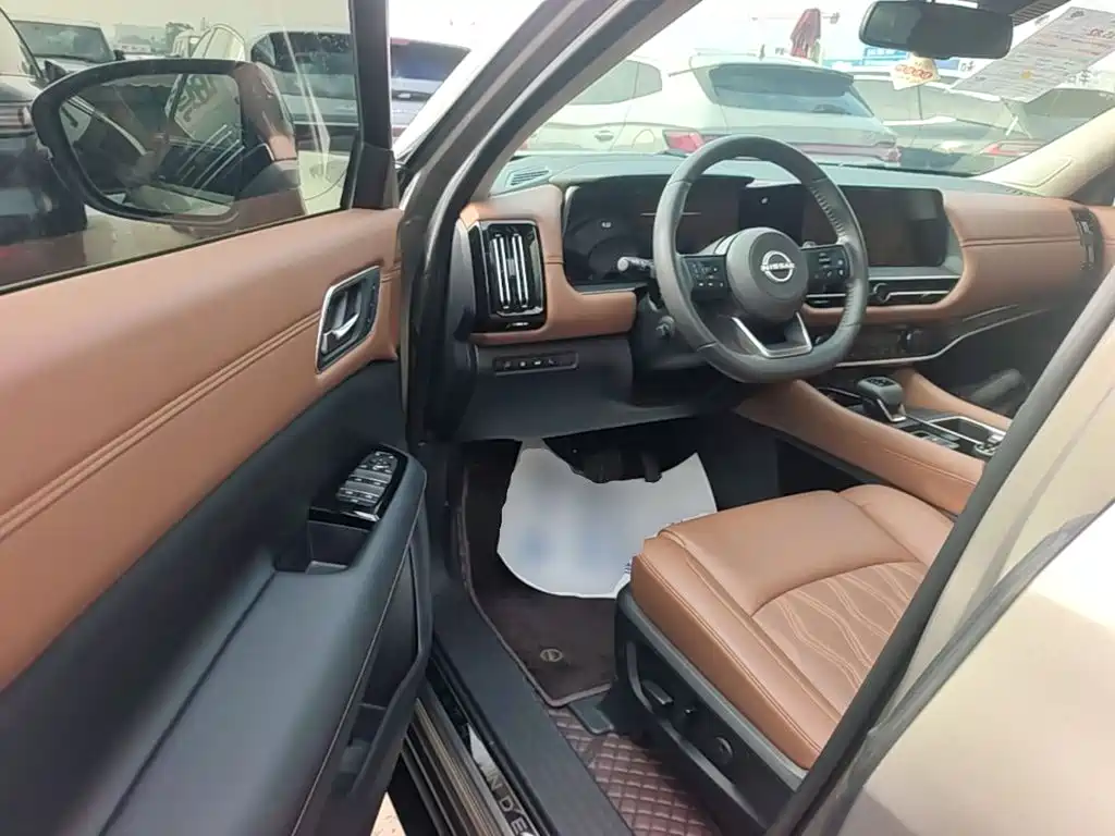 Nissan Teramont — миниатюра 16