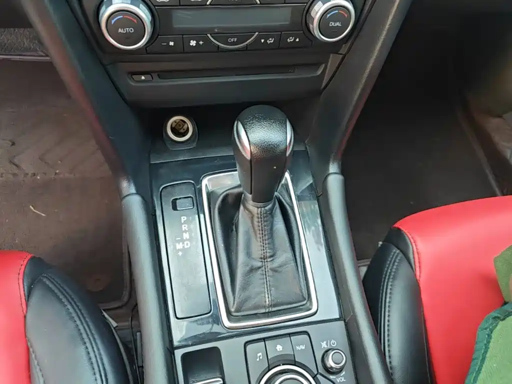 Mazda 3 Axela — миниатюра 14