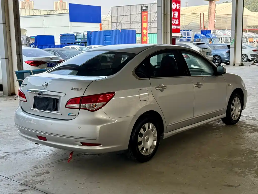 Nissan Sylphy — миниатюра 5