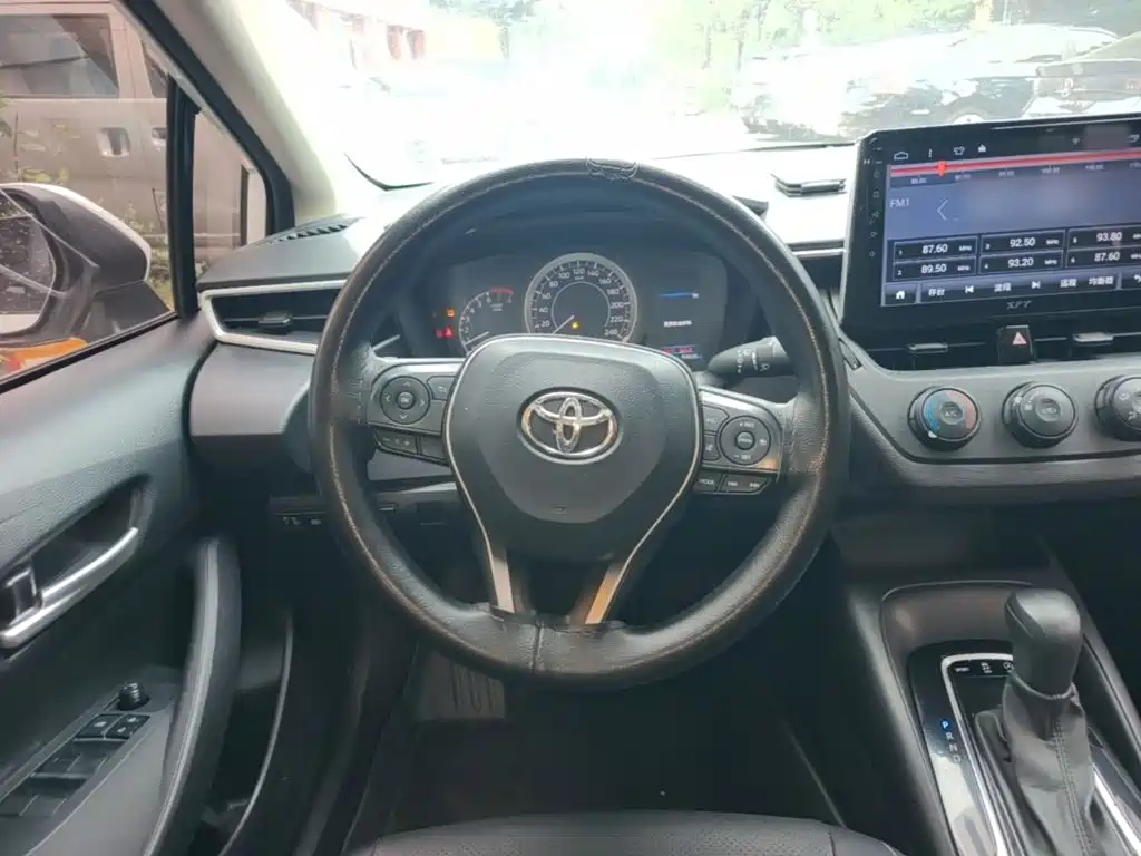 Toyota Corolla — миниатюра 11