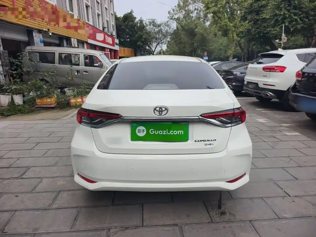 Toyota Corolla — миниатюра 6