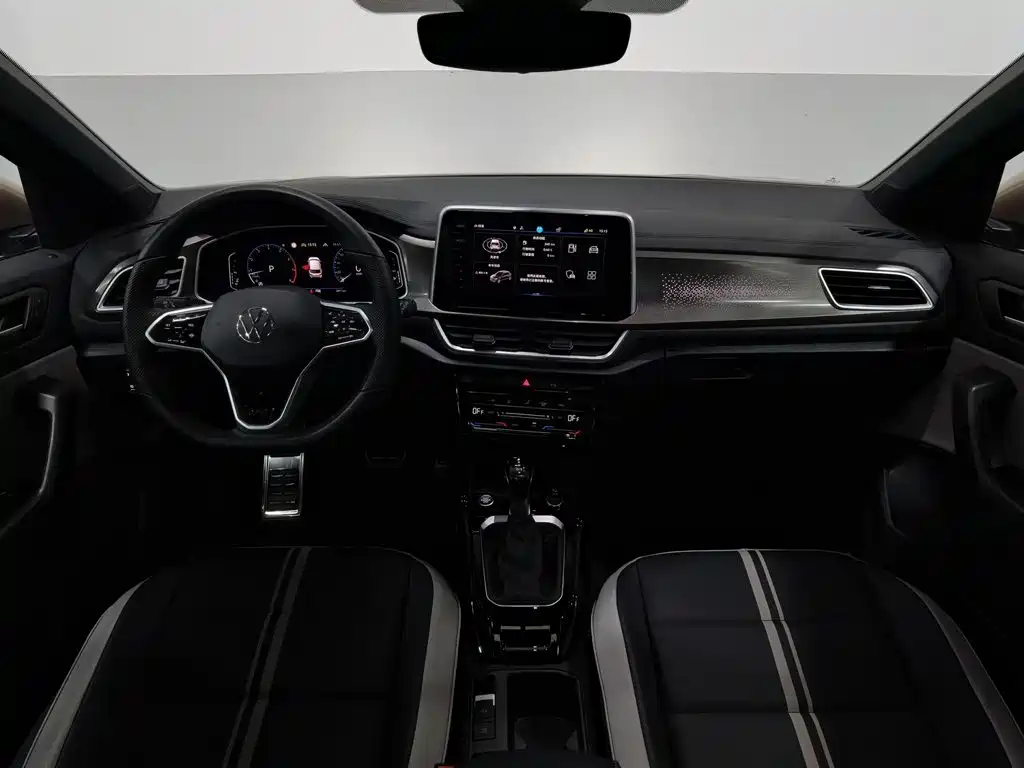 Volkswagen T-Roc — миниатюра 5