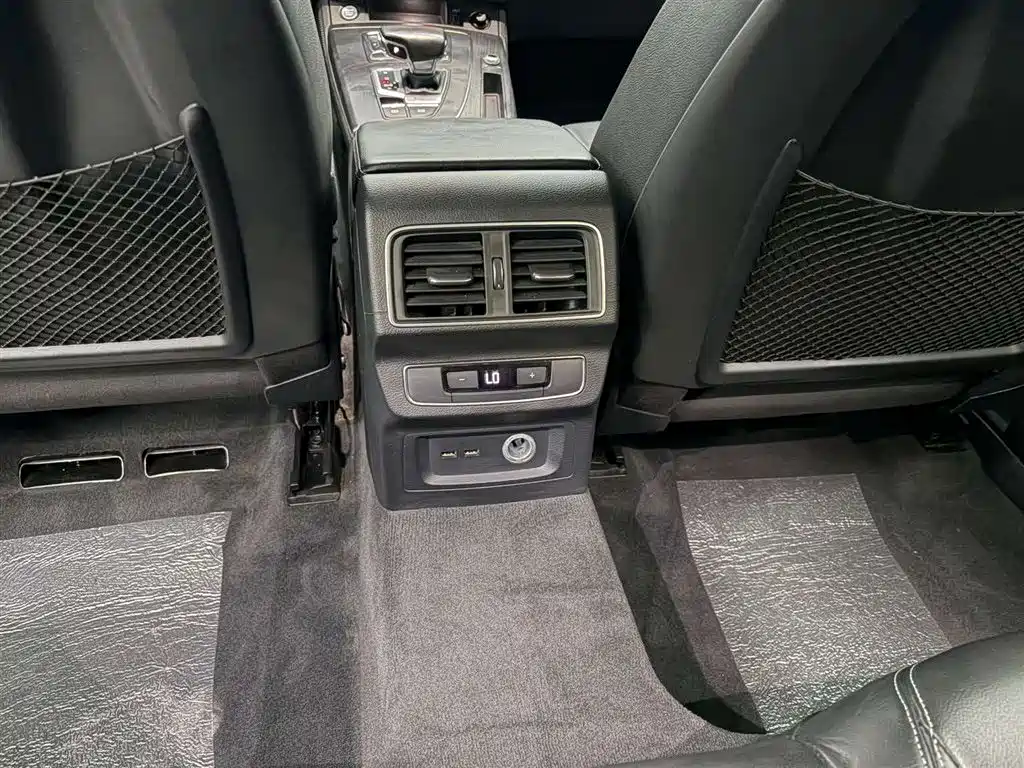 Audi Q5L — миниатюра 14