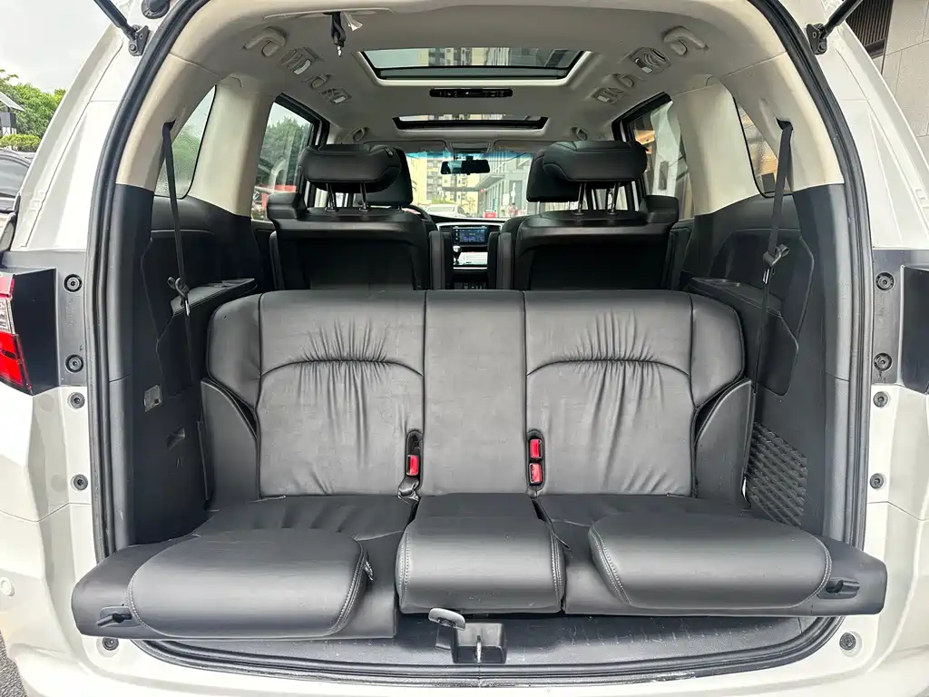Honda Odyssey 2018 2.4L Luxury
