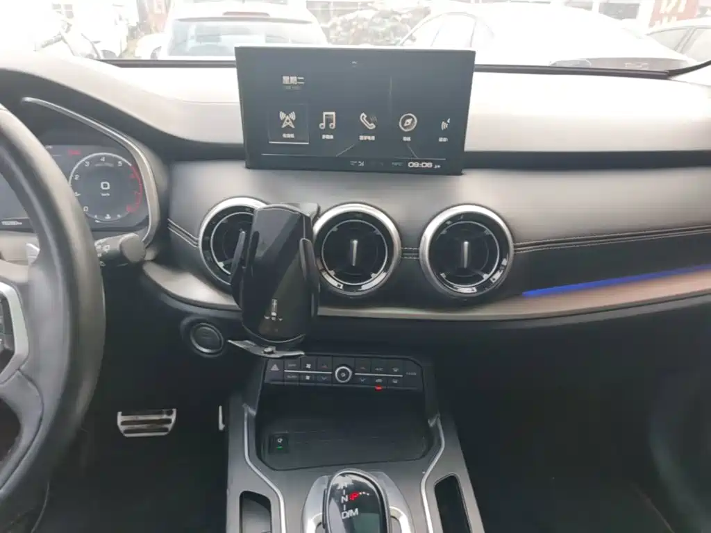 Wey Wey VV6 — миниатюра 13