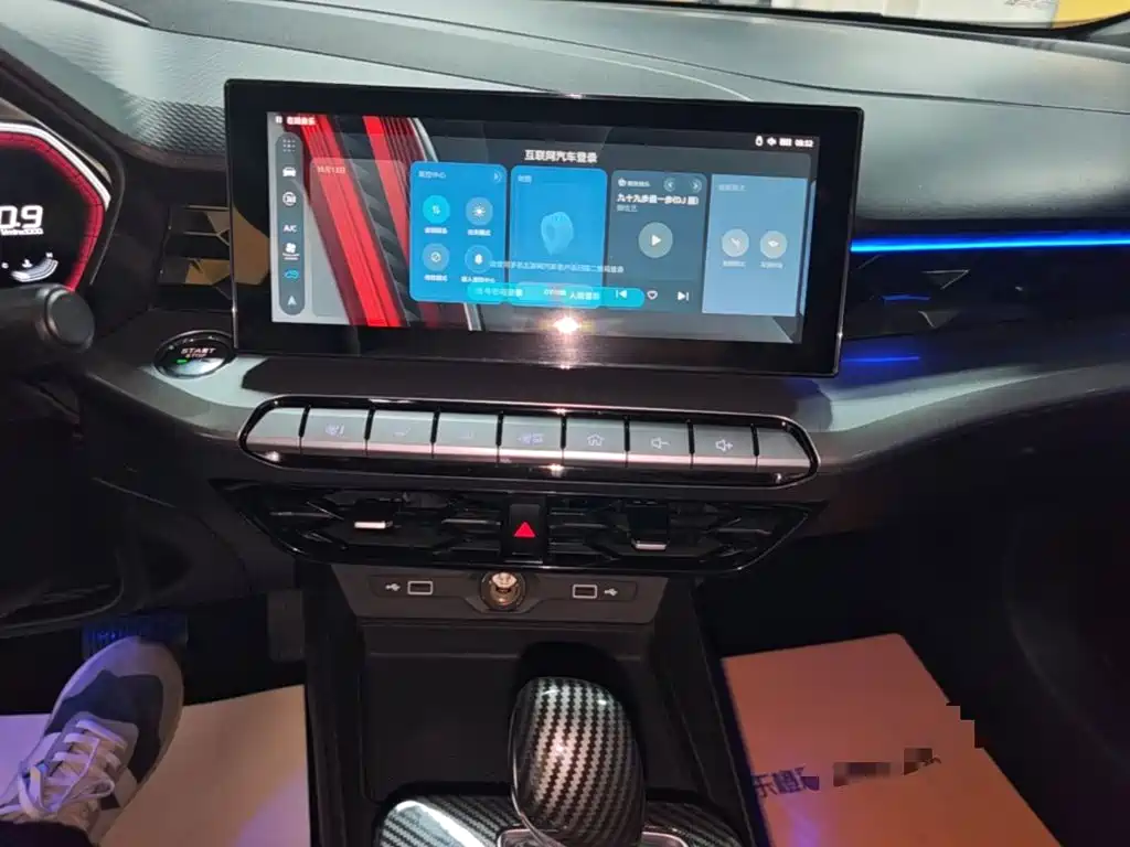 MG MG5 — миниатюра 13
