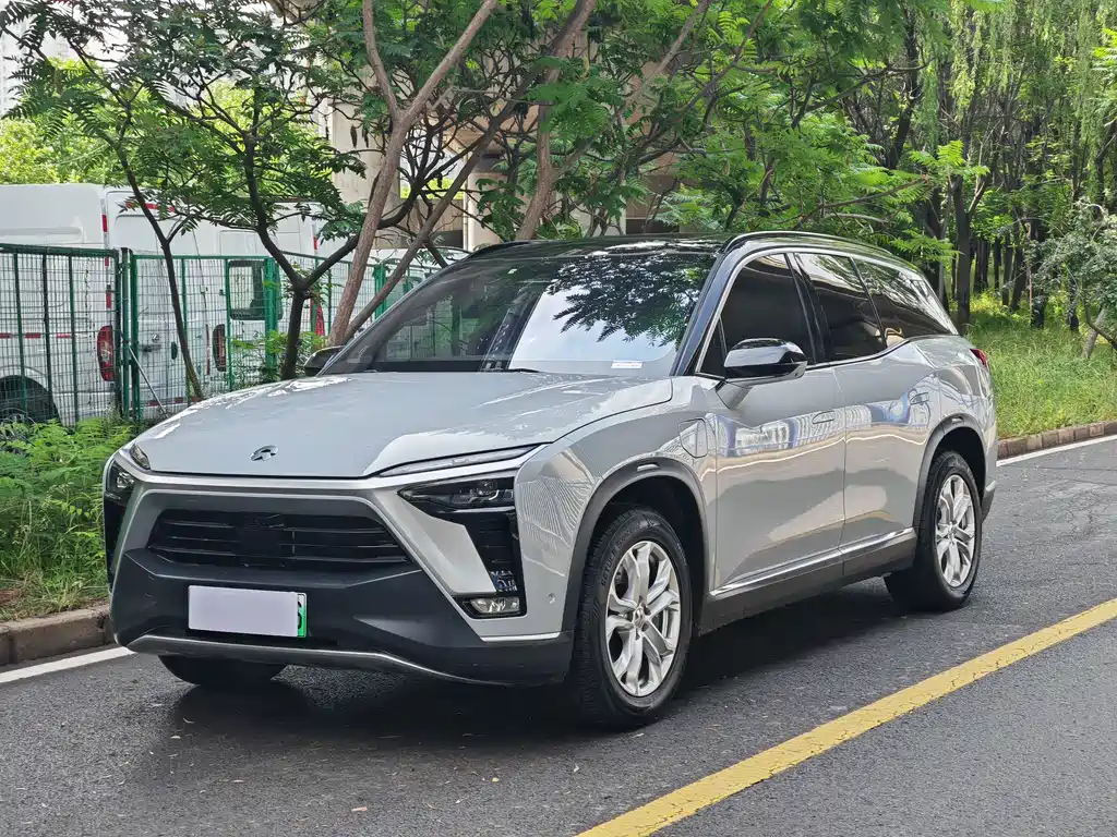Nio ES8 2023