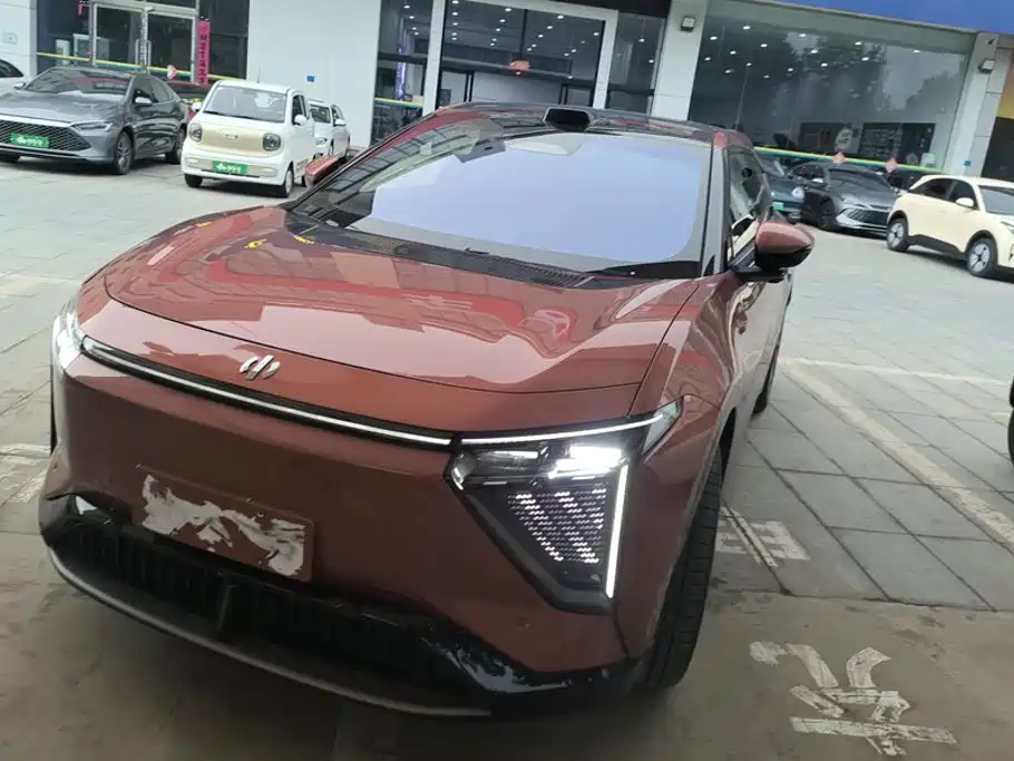 2023 HiPhi Y - zdjęcie 1 z 16