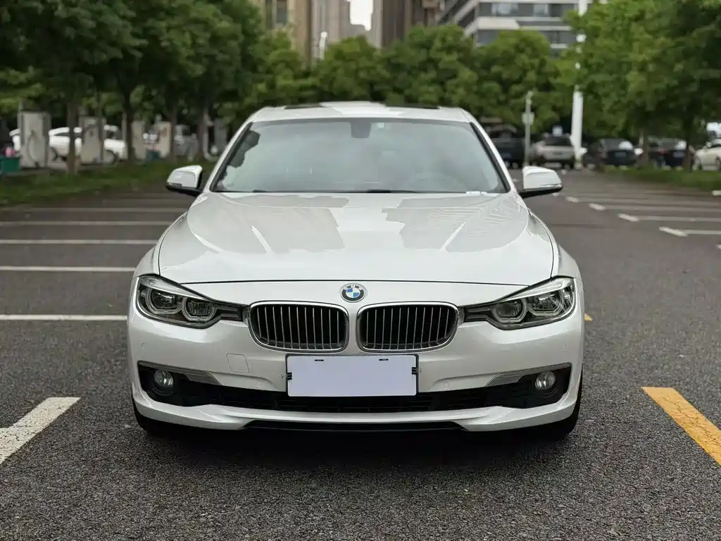 BMW 3 Series — миниатюра 2