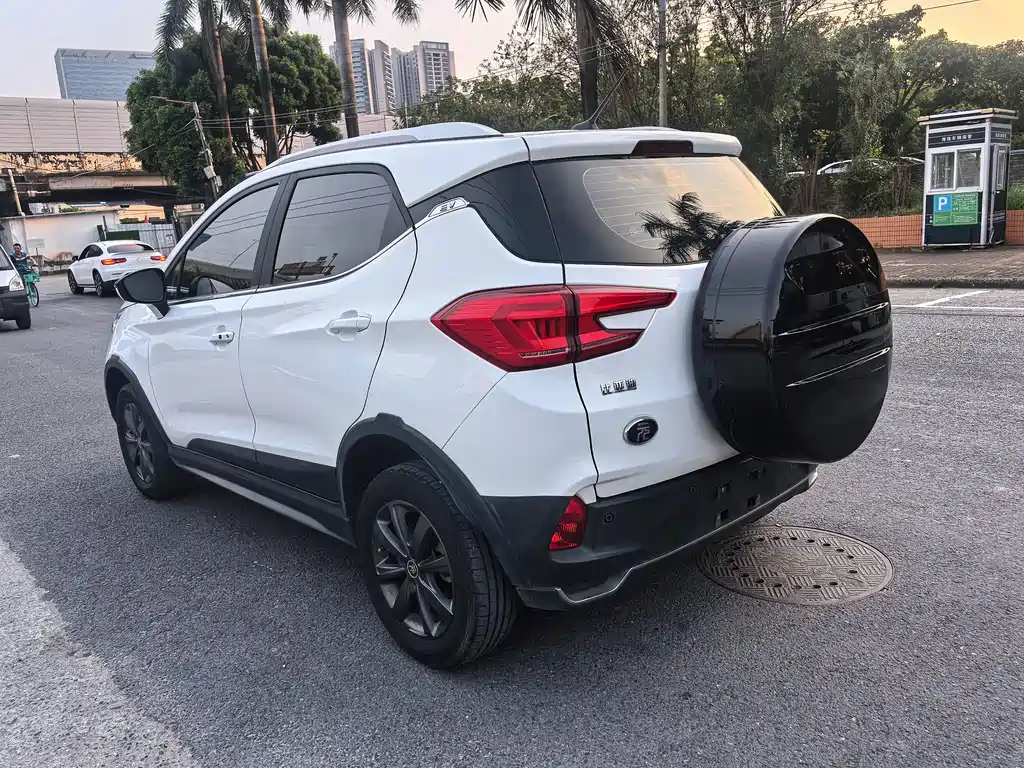 BYD Yuan 2019 EV360 Enjoy